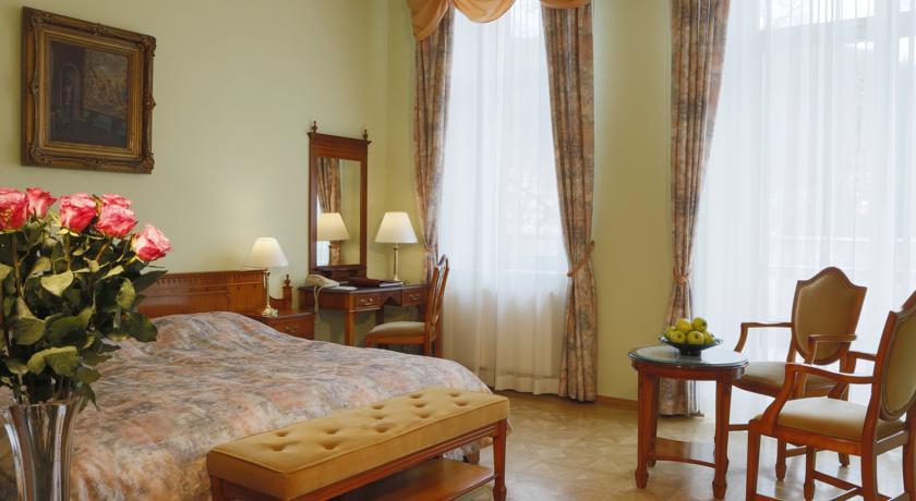 Bristol Kralovska Vila Karlovy Vary Habitación foto